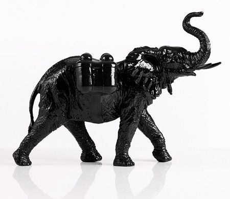 Múltiple Sweetlove - Cloned black Elephant with Waterpacks.