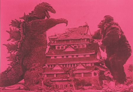 Múltiple Young - Godzilla Vs. King Kong Pink