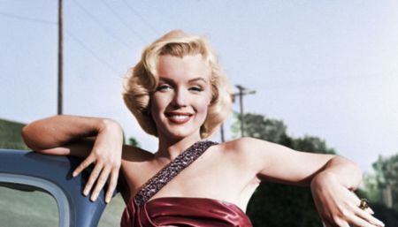 Múltiple Worth - Marilyn in 'how to marry a millionaire'
