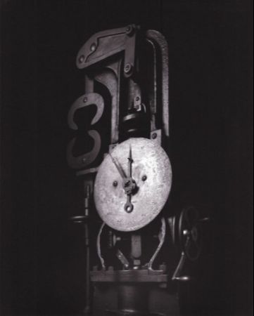 Múltiple Sugimoto - Mechanical Form 0046, Material Testing Machine