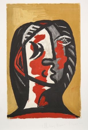 Litografía Picasso - Tete de Femme en Gris et Rouge sur Fond Ochre