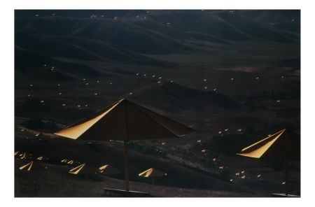 Fotografía Christo & Jeanne-Claude - The Umbrellas, Japan-USA, California