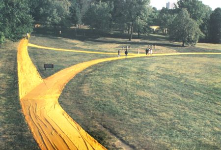 Fotografía Christo & Jeanne-Claude - Wrapped walk Ways Loose Park Kansas City Missouri
