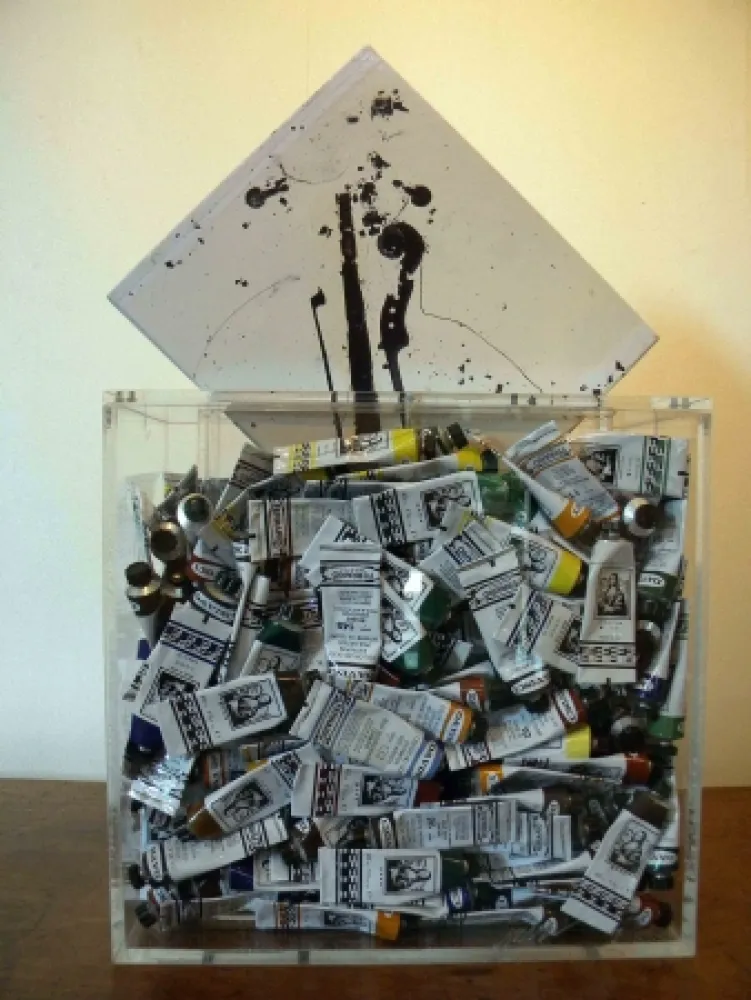 Múltiple Arman - Poubelle de tubes 