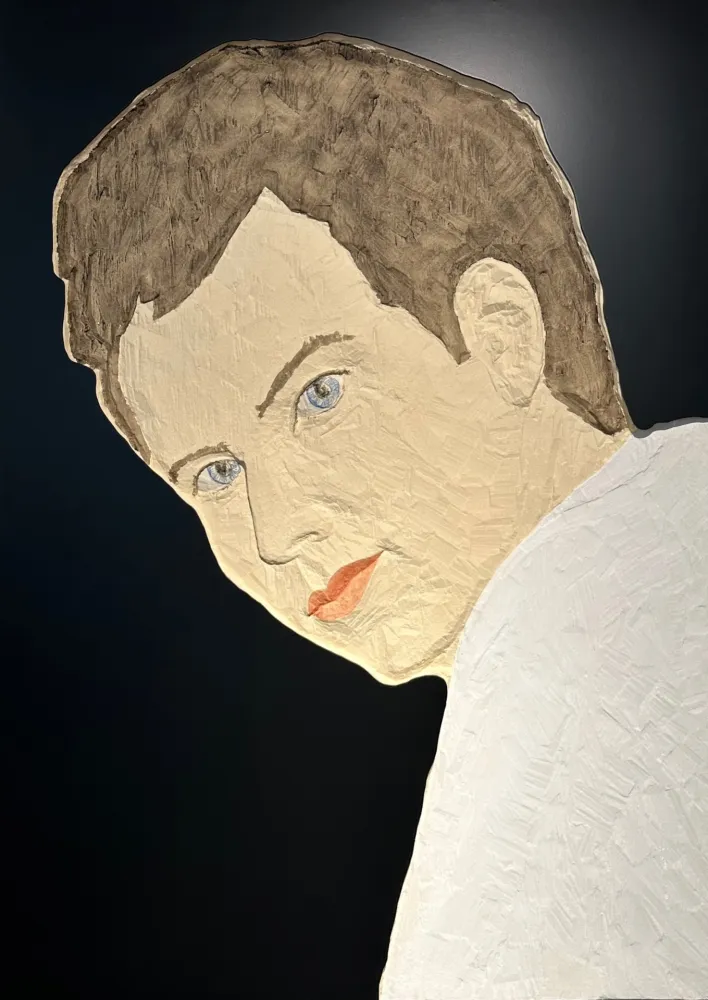 Múltiple Balkenhol - Mann mit weißem Hemd