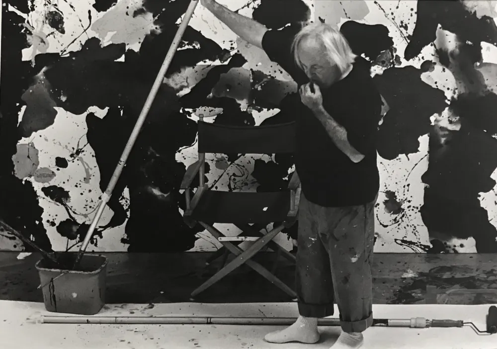 Fotografía Blum - Sam Francis in his studio