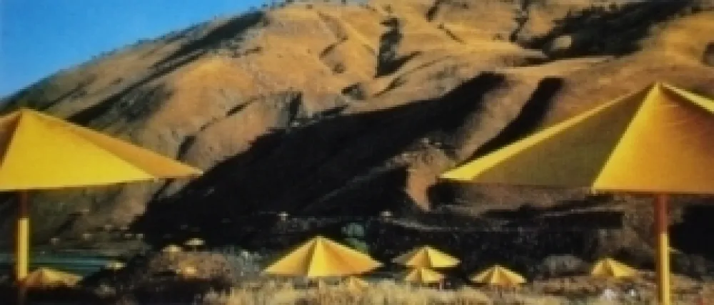 Múltiple Christo - The Umbrellas, Japan-USA, 1984-91, California, USA Site