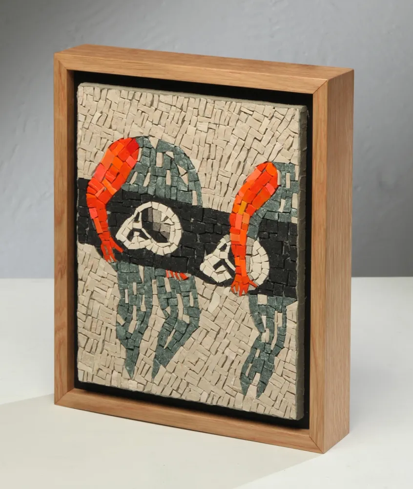 Múltiple Cucchi - Four arms and seven hands