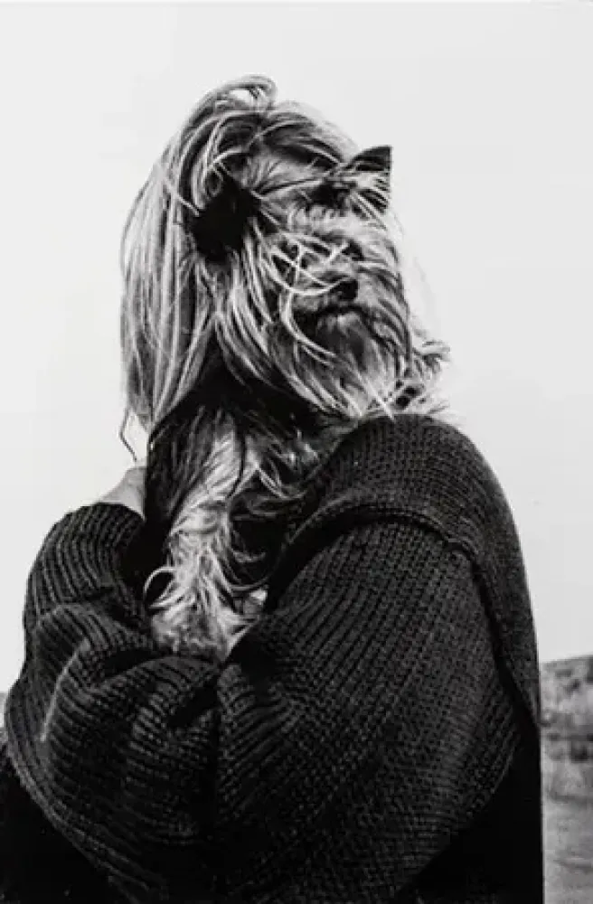 Fotografía Erwitt - FEMME AU CHIEN 