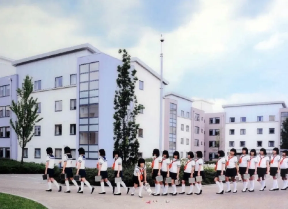 Fotografía Fullerton-Batten - Broken Lunchbox