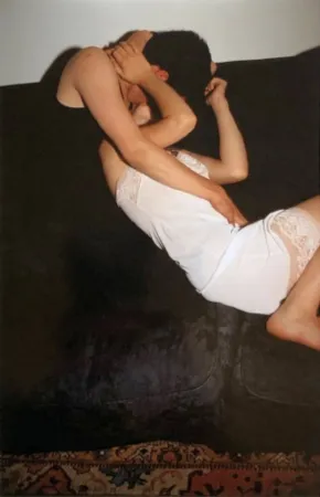 Múltiple Goldin - Swan-like Embrace, Paris