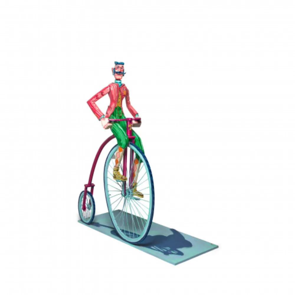 Múltiple Grooms - Bicyclist