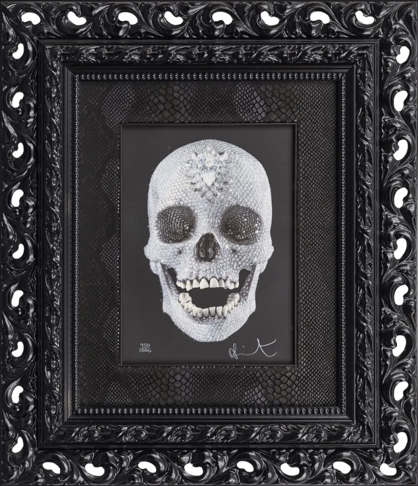 Múltiple Hirst - FOR THE LOVE OF GOD