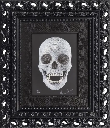 Múltiple Hirst - FOR THE LOVE OF GOD