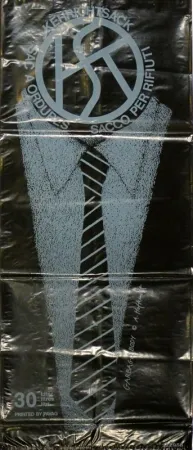 Múltiple Hofkunst - Garbage Body - KEHRICHTSACK / SAC A ORDURES / SACCO PER RIFIUTI
