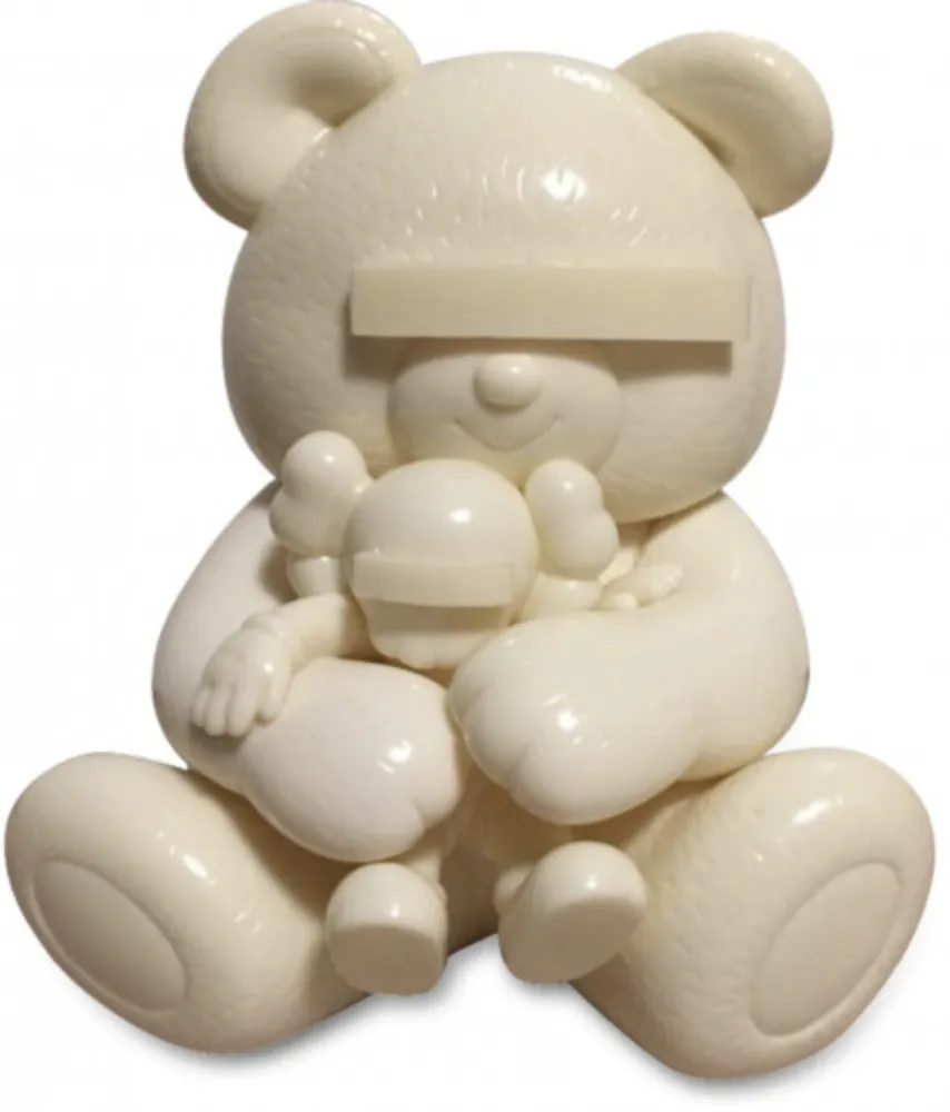 Múltiple Kaws - Undercover Bear (white)