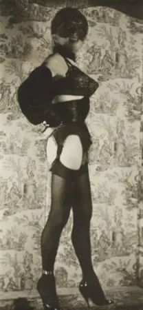 Sin Técnico Molinier - Autoportrait au loup avec faux seins 