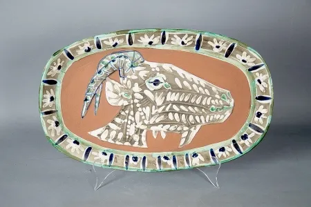 Cerámica Picasso -  	Tete de chevre de profil (Goat's Head in Profile), 1952