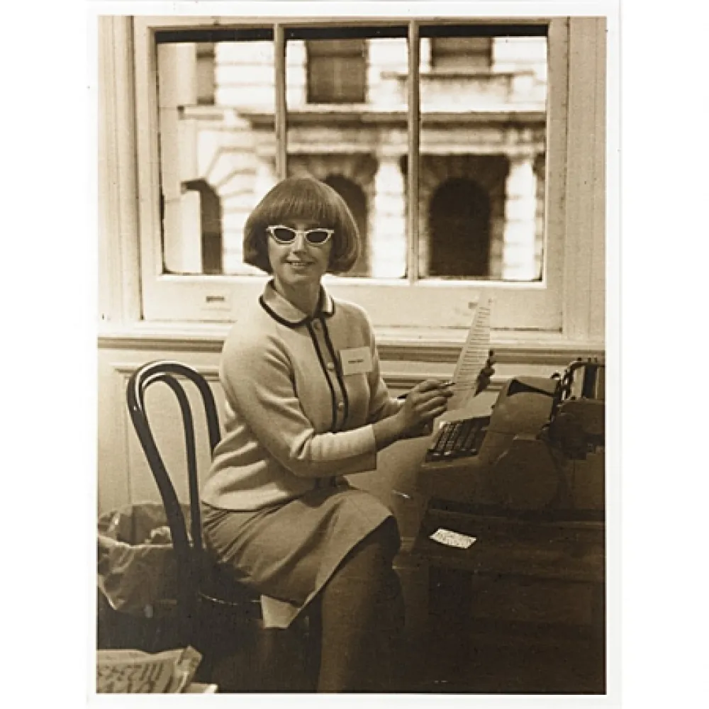 Litografía Sherman - The Secretary at Artist