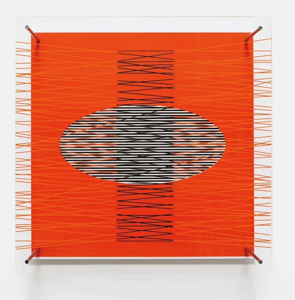 Múltiple Soto - Óvalo en el rojo